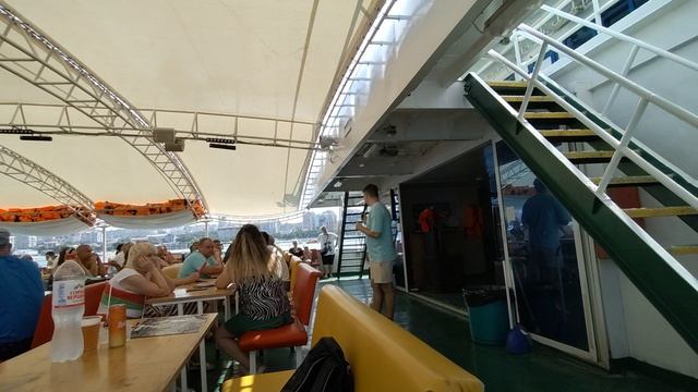 На корабле по черному морю.