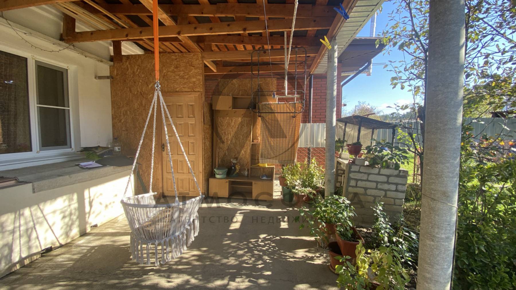 АН «Атмосфера» ꓲ Трехкомнатная квартира в Апшеронске на 1/1 этаже