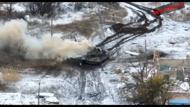 ОПрилёт «Ланцета» по украинскому танку в Курской области.