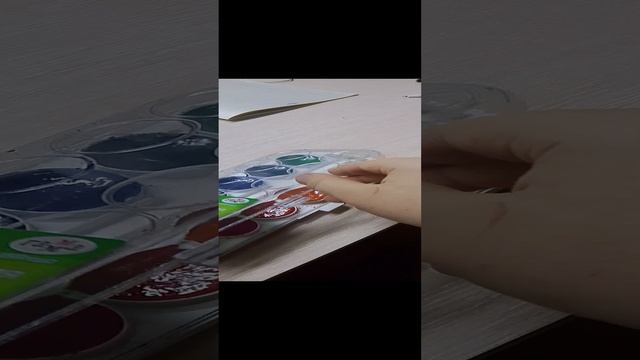 как закревайтся компот у разных машин. я прищемил палец 😭😭😭