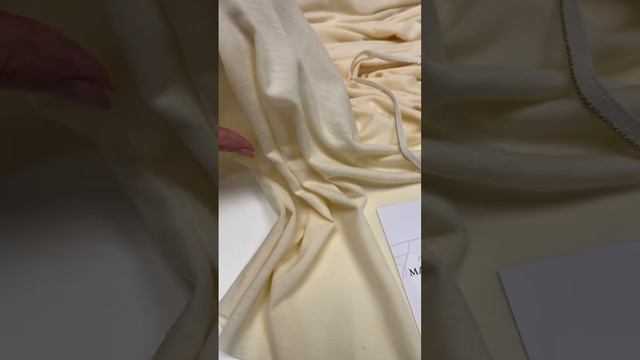 Трикотаж Reda. Цвет нежно-жёлтый