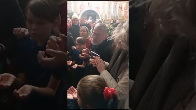 01.11.2024 православные татары на молебне на грузинском перед иконой святого Гавриила Ургебадзе 6