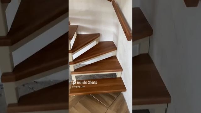 Лестница на металлокаркасе