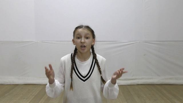 Ирина Самарина-Лабиринт  Я пришла за Счастьем" -  читает Ахматова Ульяна
