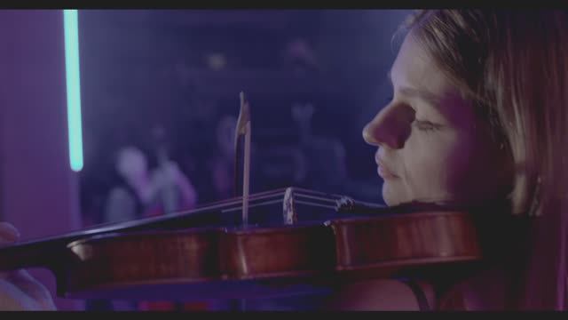 Mila Frayonova, Miludus ensemble, baroque arias, Purcell, Telemann