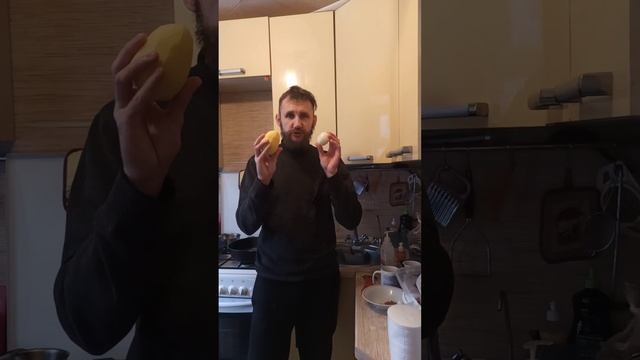 Просто, Быстро и Вкусно! Жареная картошечка с лучком #shorts