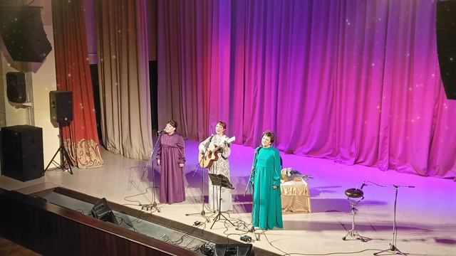 В горнице