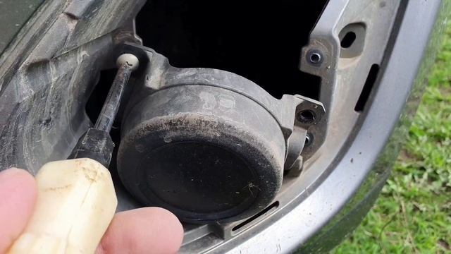 Установка двухрежимных Led птф на Mitsubishi Asx.mp4