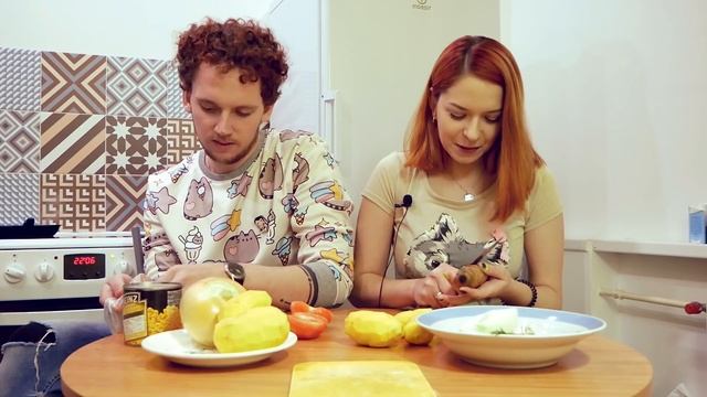 ПОСПОРИЛИ, кто ЛУЧШИЙ в ГОТОВКЕ МАЛЬЧИК или ДЕВОЧКА!!