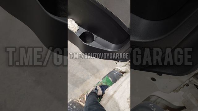 спортивный Ман и спортивный пёс