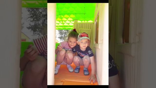 Семья - где начинается жизнь и никогда не заканчивается любовь