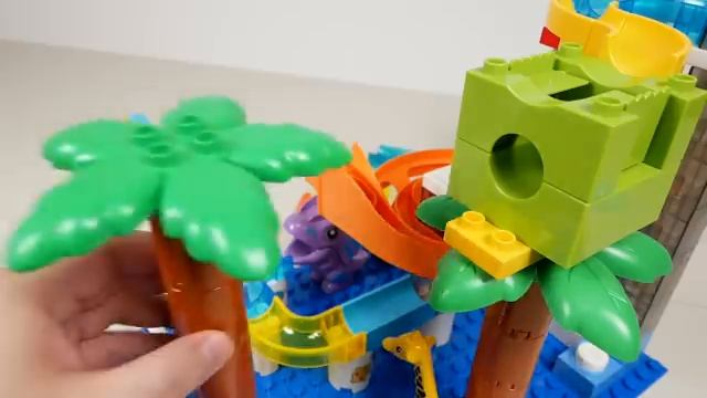 Конструктор Marble Run ASMR ☆ Лего блоки - Спиральный склон и туннель Льва