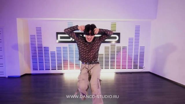 Направление_K_pop_cover_dance,_педагог_Ханабатов_Даниил