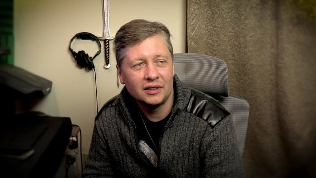 Олег Безуглов. Ты сидела окна напротив