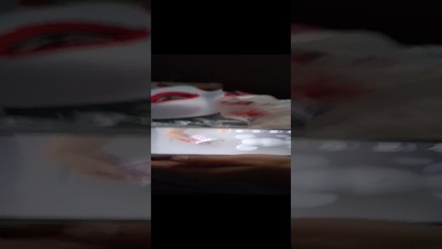 1000005624.mp4.