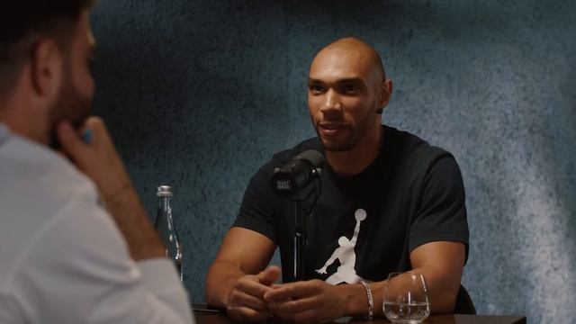 После 2500 женщин их восприятие меняется. Интервью с Порноактером: Онлифанс, Министр и эскортницы