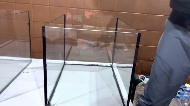 Окончательное формирование швов при склейке аквариумов