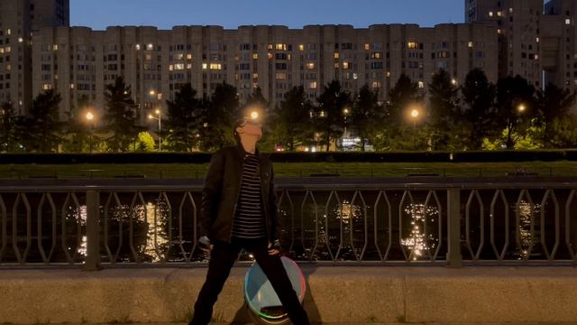 А если на набережной встретите это?