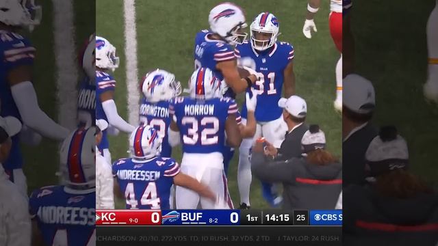 Taylor Rapp intercepts the Patrick Mahomes pass vs. Kansas City Chiefs