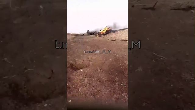 ⚡️🇺🇦Кадры очередной «дороги смерти» с уничтоженной техникой боевиков ВСУ💥