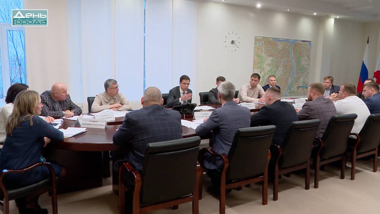 Юрий Шалабаев провёл совещание на тему зимней уборки