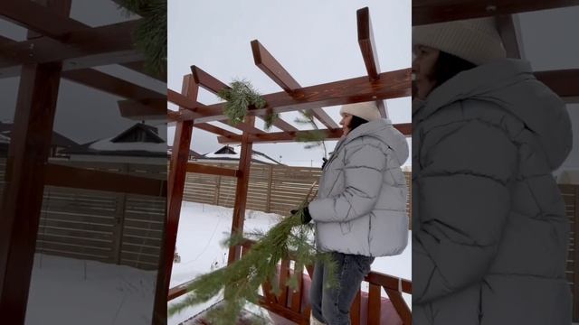Как украсить перголу зимой! #пергола #участок