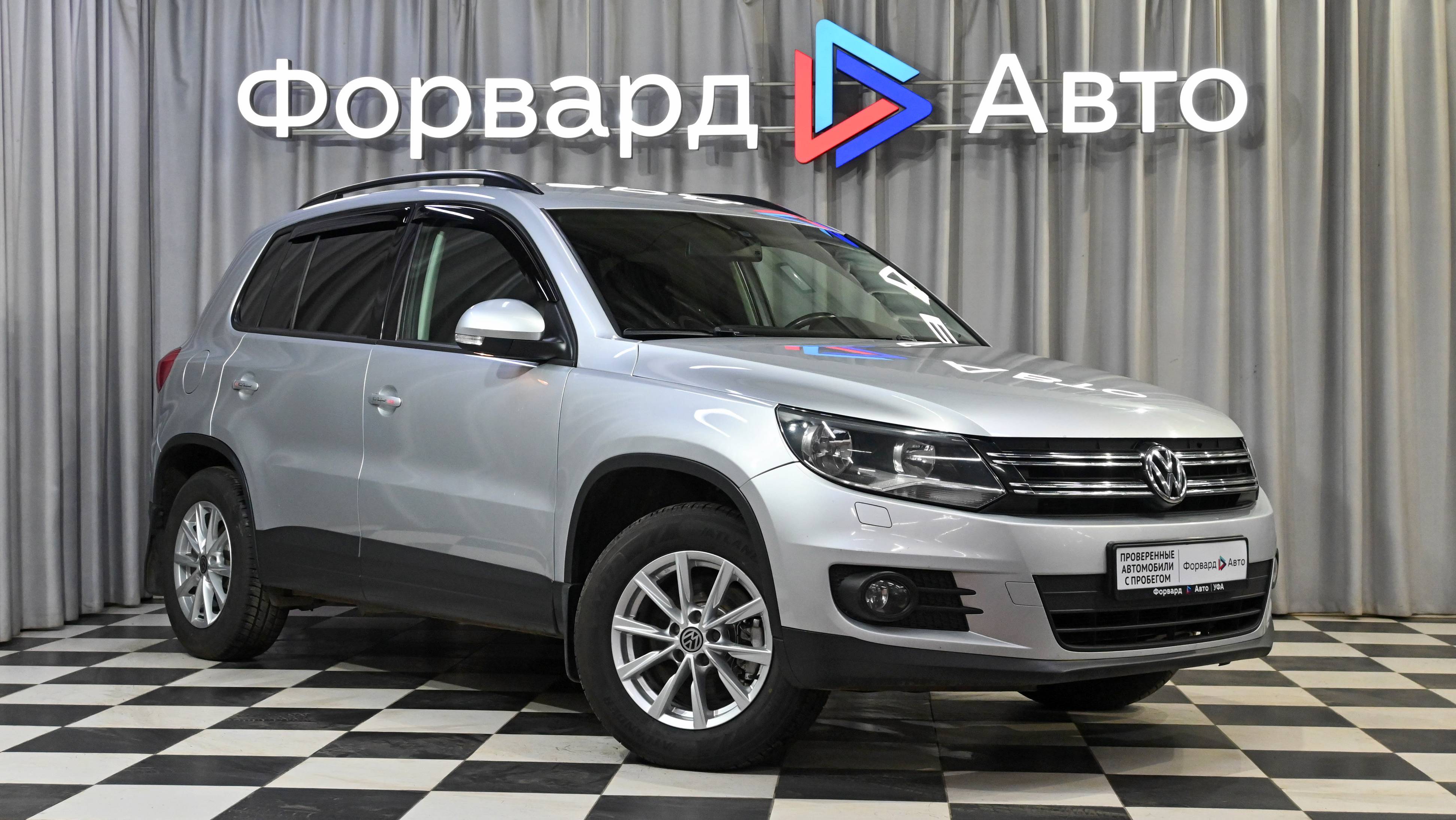 Volkswagen Tiguan (2012) 12284