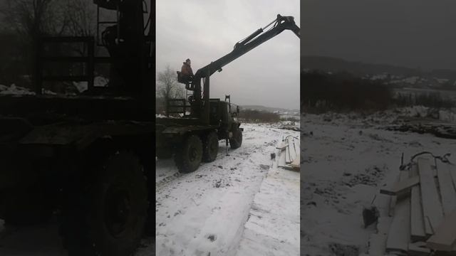 Опыт приходит с годами.... Глава КФХ осваивает манипулятор 🤭🤭🤭