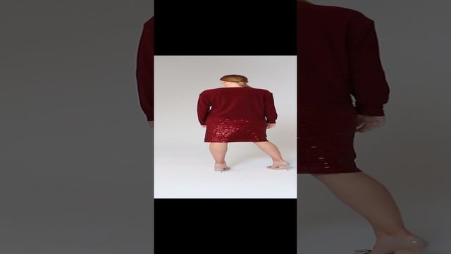Джемпер нарядный с пайетками LO бордовый
Артикул: 0924200818