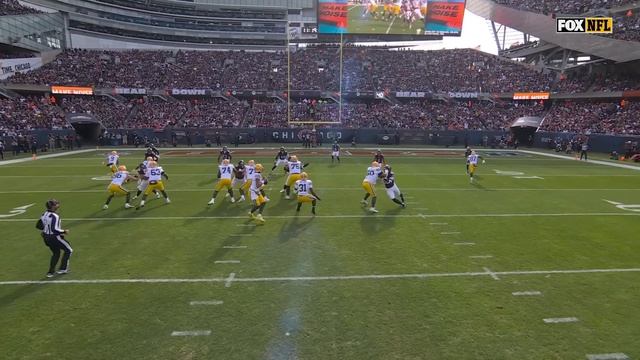 Love's 15-yard TD pass to Reed caps Packers' 70-yard opening drive