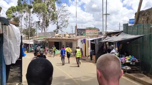 Nairobi Kibera Трущобы Кибера Кения كينيا Африка Кения 2024 ноябрь