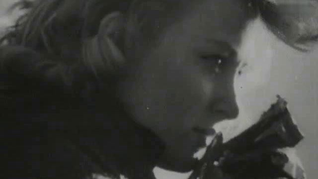 Марк Бернес - Три года ты мне снилась