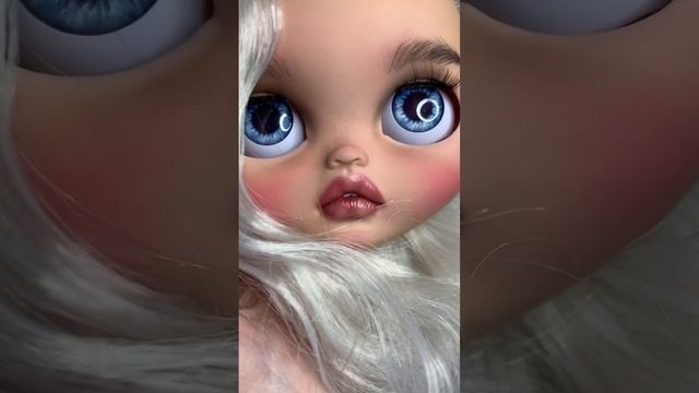 Кукла Блайз в процессе кастома ooak blythe doll