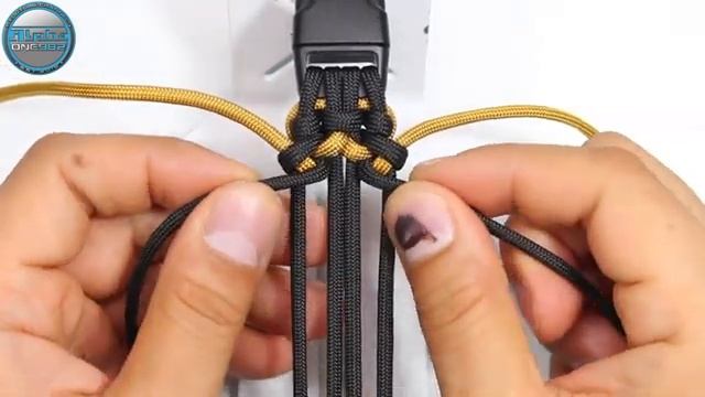 How to Make a Paracord Bracelet The Hunter Paracord Knot Tutorials_270p_360p