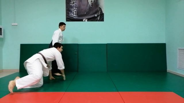 Уширо куби симе - котэ гаеси