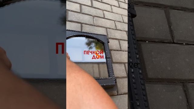 Чугунная печатная дверь со стеклом в наличии
