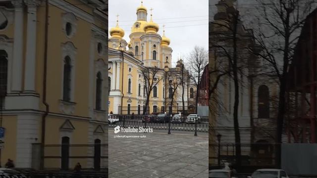 Санкт-Петербург. 16.11.2024. Павильон станции метро «Владимирская» на Владимирской площади