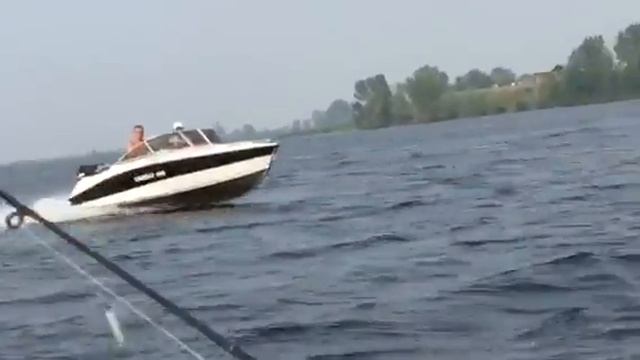 ЛОДКА GRIZZLY 490 DC