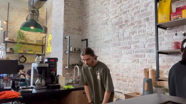 CoffeeRoutine
День 1 из маленькой кофейной жизни