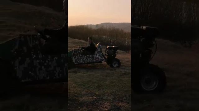 САМОДЕЛЬНЫЙ БАГГИ с двигателем brait 15л.с. и мкпп ваз, первые полевые испытания...mp4