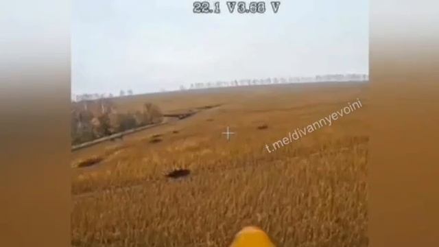 FPV-дрон на оптоволокне уничтожает два украинских багги в приграничье Курской обл