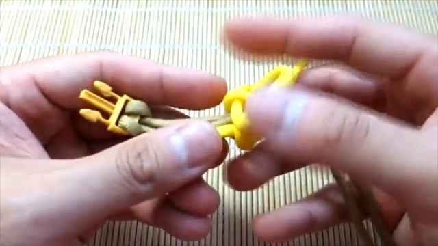 How to Make a Vision Themed Cobra Knot Paracord Bracelet Tutorial(360P)