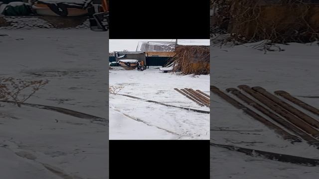 Зимние бурение скважины в Усть-Заостровке.Омского района.
