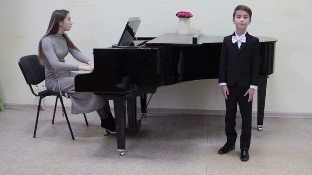 Ивашков Гоша 8 лет М.Глинка «Жаворонок» Педагог Лариса Рудакова