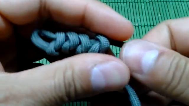 How to make a Mad Max Bracelet Snake knot without buckles_270p_360p