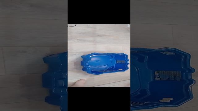 показываю разные волчки