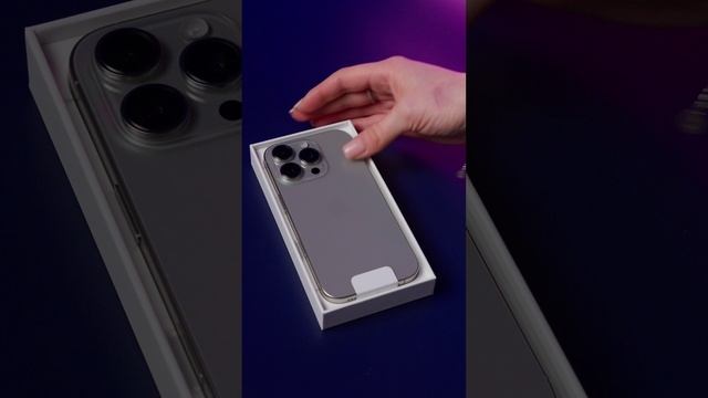 Распаковываем iPhone 16 Pro
