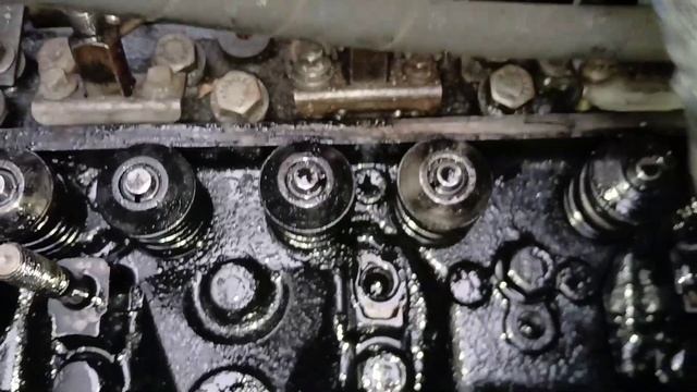 031 Снятие головки с автомобиля Фотон для ремонта.mp4