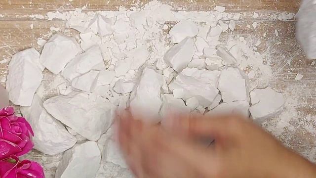 АСМР ~ Колка природного мела в крошку Ассорти. ASMR ~ Chopping of natural chalk into crumbs Assorted