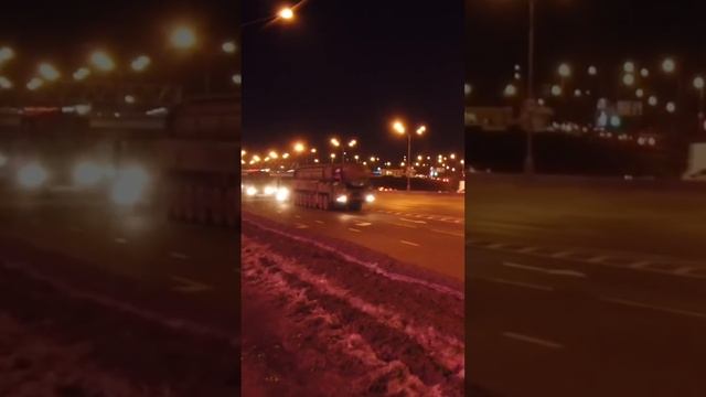 Ярсы совершают марш